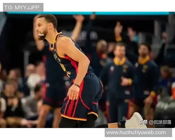 库里三分球精彩表现引发热议一度登上微博热搜榜第二位 库里三分球精彩表现引发热议一度登上微博热搜榜第二位