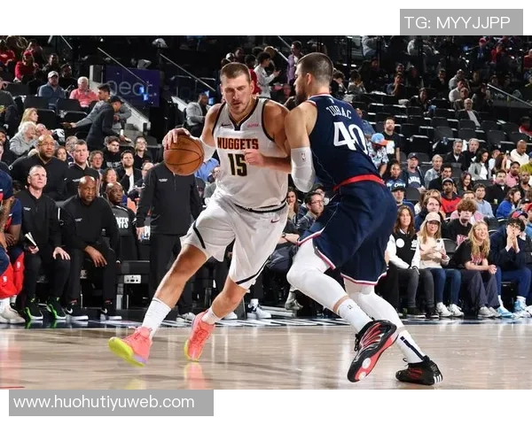 约基奇总结比赛失利原因强调沟通不足与防守反应迟缓